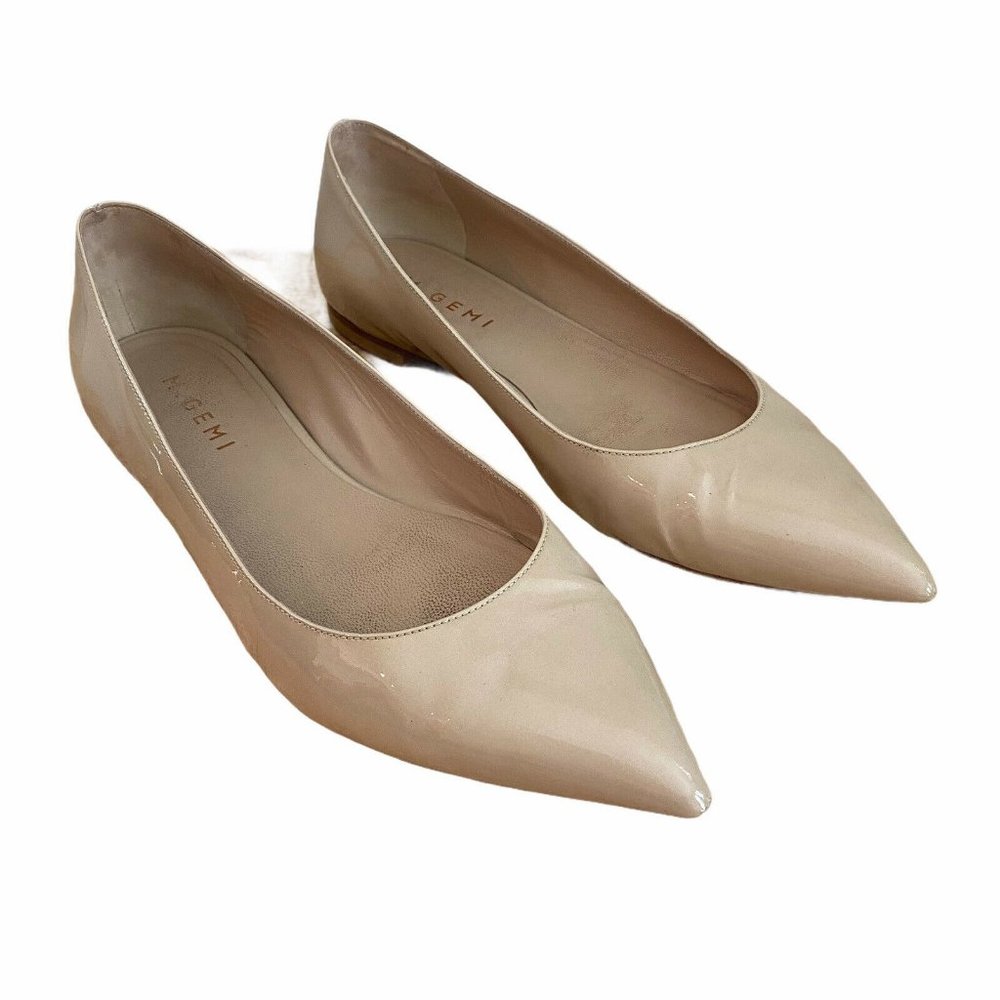 M.Gemi IT 39 Ballet Flats Pointed Toe Patent Nude